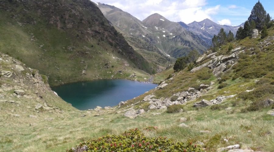 andorra_mountain_lake-1024x768